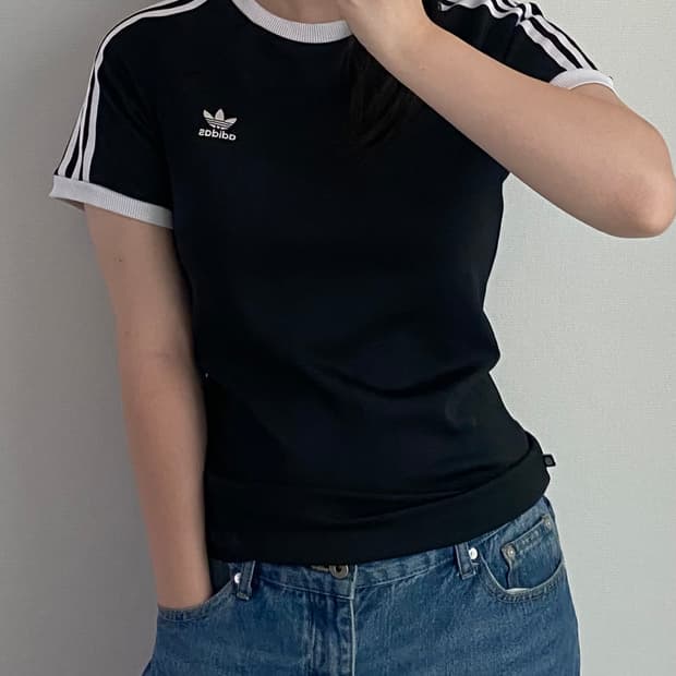 아디다스 반팔티