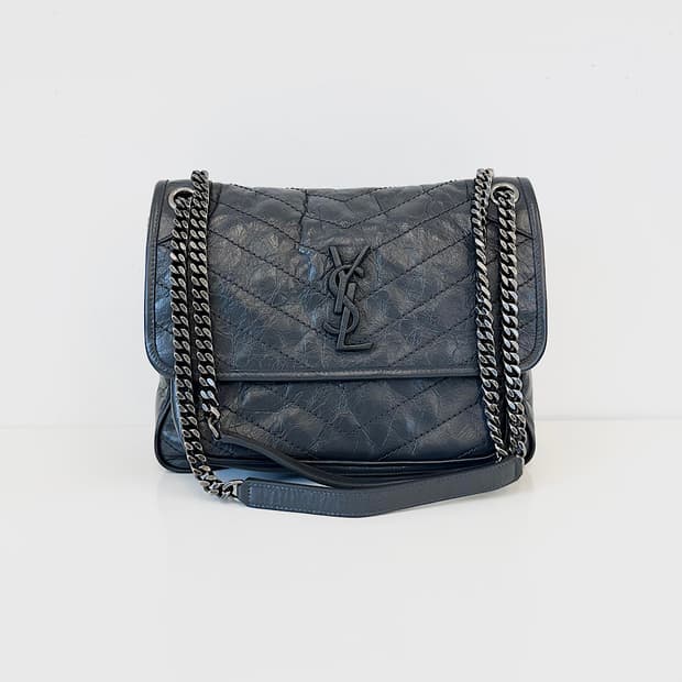 생로랑 니키 미디움 체인 백 크링클 빈티지 레더 스톰