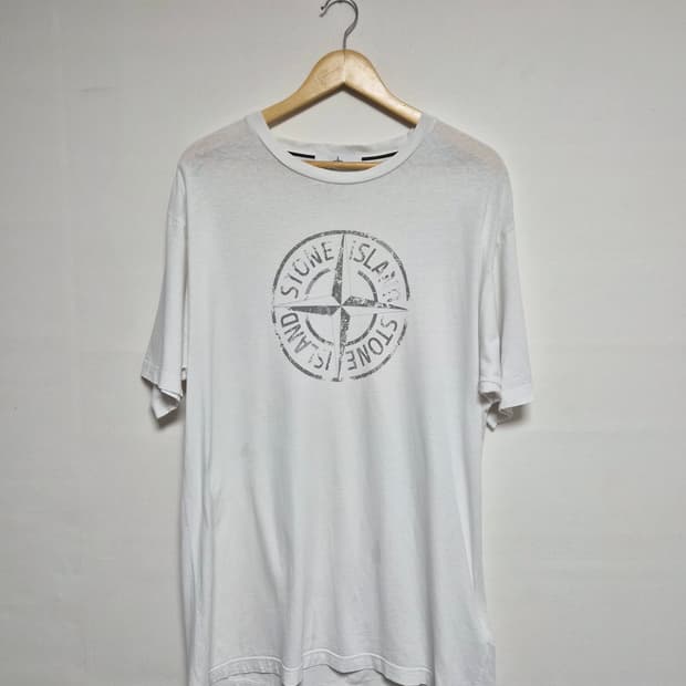 스톤아일랜드 빅로고 화이트 반팔티셔츠 XL - T114
