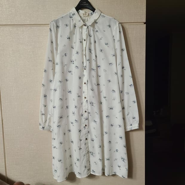 일본 빈티지 잔꽃 긴팔 카라 핀턱 원피스 블라우스 모리걸 하구미 레이어드