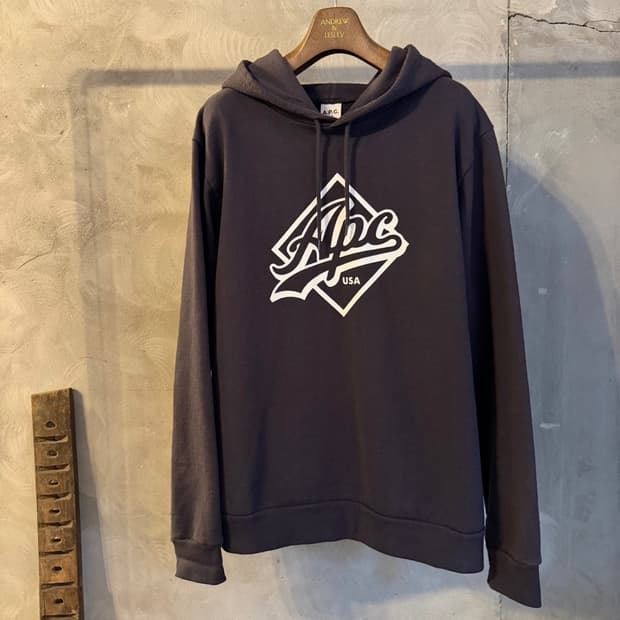 아페쎄 그래픽 후드티 100