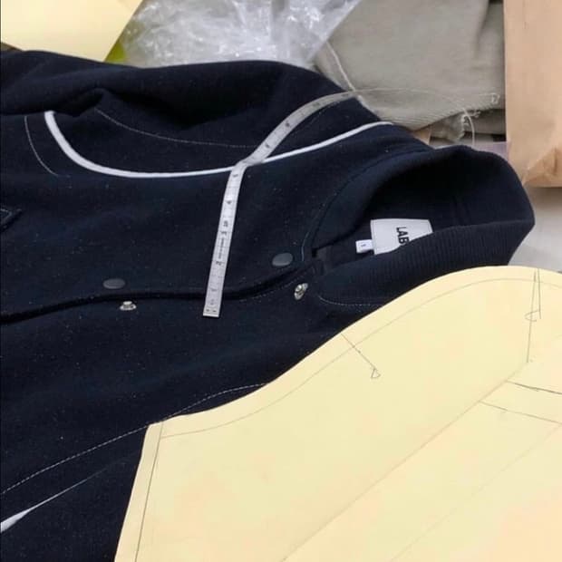 2사이즈) 라벨아카이브 베이스볼 점퍼 네이비 바시티 자켓 블루종 2