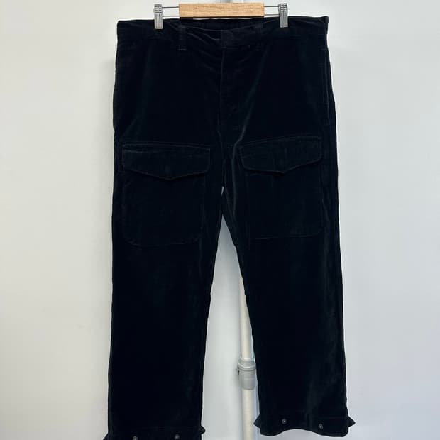 JUN MIKAMI 준 미카미 벨벳 코듀로이 팬츠