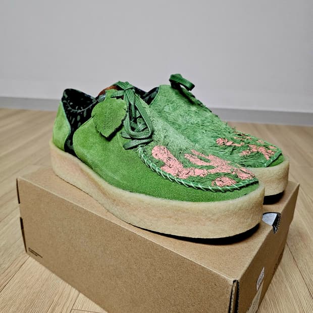 270 새제품) 클락스 오리지널스 x 살레헤 벰버리 러거 컵솔 다크 그린