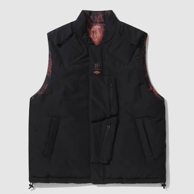 언더마이카 엄브로 베스트 패딩 2사이즈