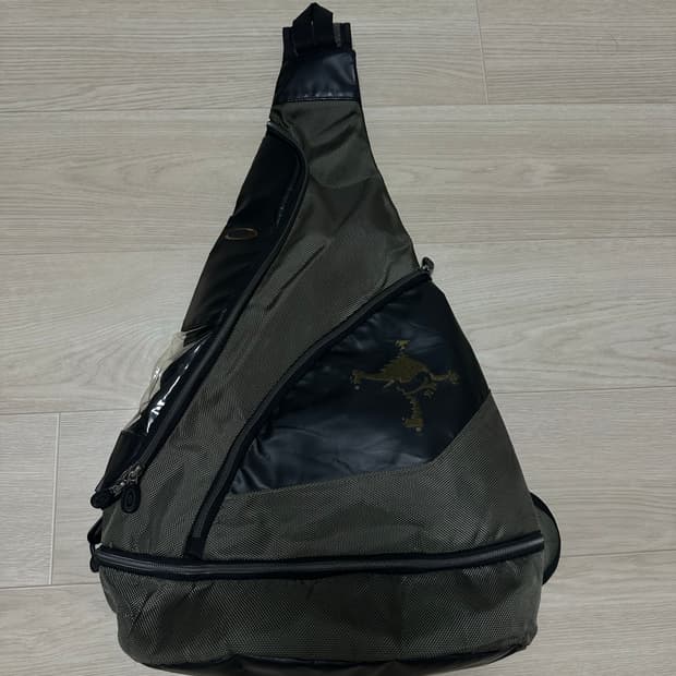 오클리 아카이브 슬링백