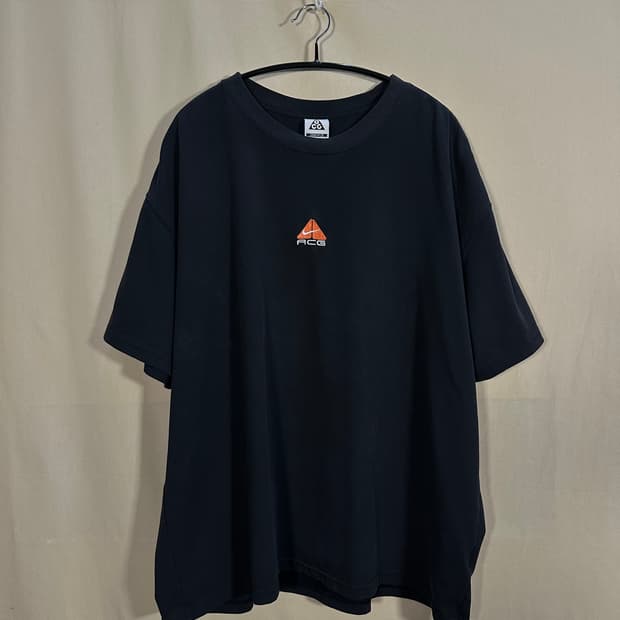 나이키 ACG 렁스 반팔 처분 