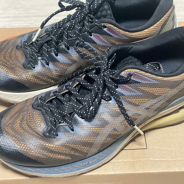 아식스 젤카야노28 w275 키코 큐레이션