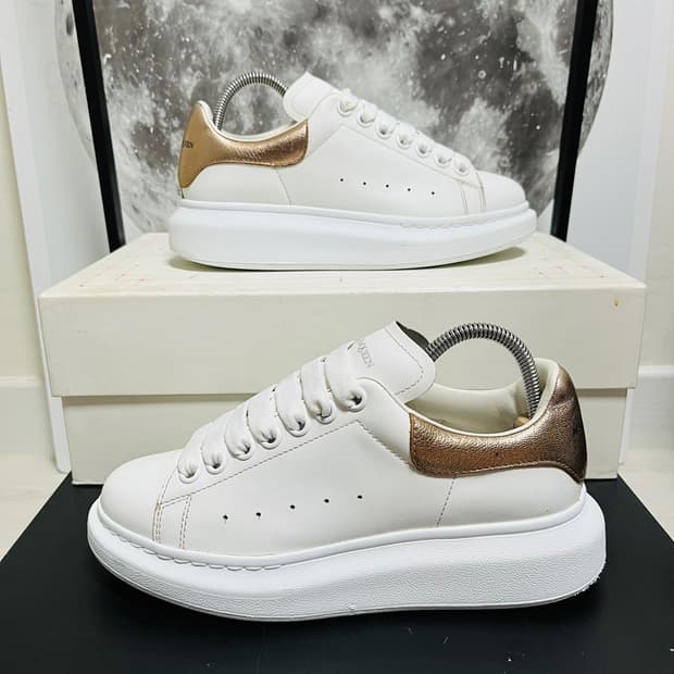 정품 37.5) 알렉산더 맥퀸 로즈골드 오버솔 스니커즈 235~240