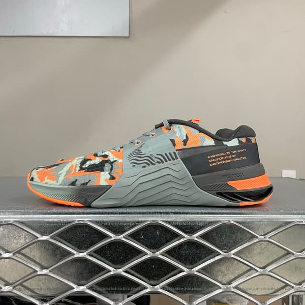 나이키 맨 메트콘8 290