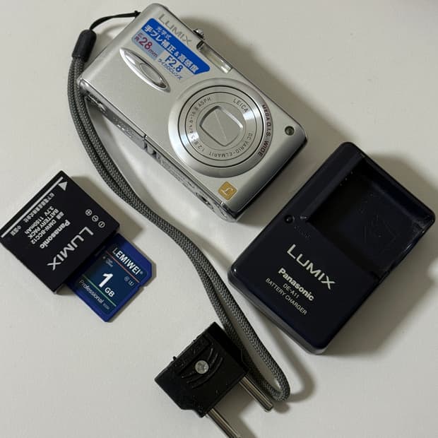 파나소닉 라이카렌즈 루믹스 fx01 빈티지 디카 디지털카메라 실버