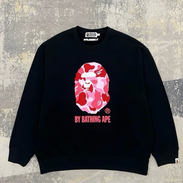 베이프 Bape 컬러 빅로고 맨투맨 블랙