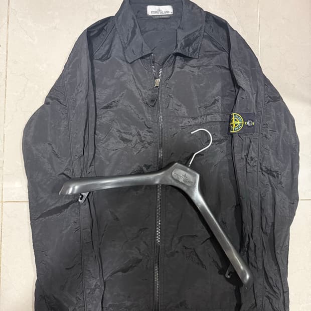 [당일출고,L사이즈] 스톤아일랜드 나일론 오버셔츠 자켓