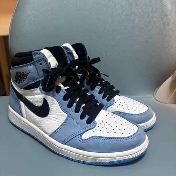 조던 1 레트로 하이 OG 유니버시티 블루