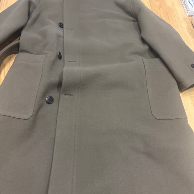 르메르 랩코트 다크스쿼럴 xs 새상품 판매합니다