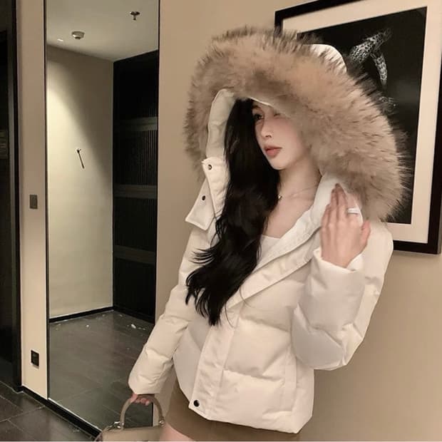 예쁜 화이트 숏패딩