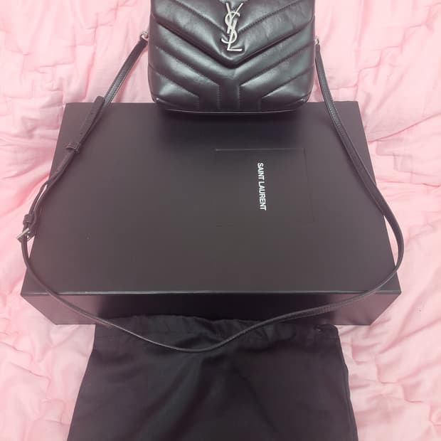 정품)급처상태좋음!생로랑 YSL마틀라쎄은장 루루 토이백 블랙 가방크로스백