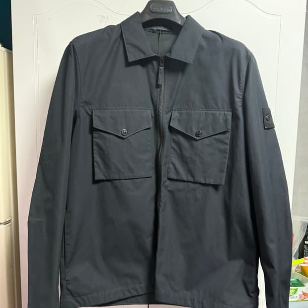 스톤 아일랜드 116F1 고스트 피스 O-벤틸 코튼 오버셔츠 블랙 - 2