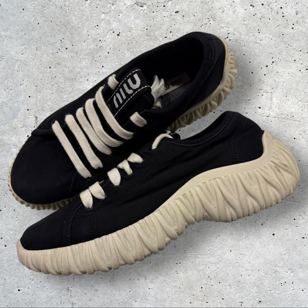 [38] 미우미우 개버딘 블랙 스니커즈 캔버스 운동화