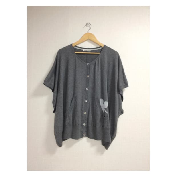 츠모리치사토 그레이 박시 가디건