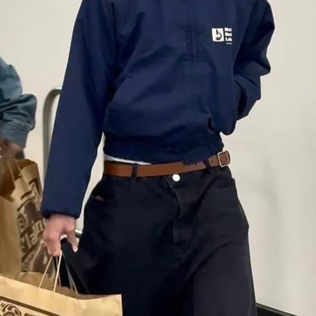 코르티스 건호 깔 네이비 자켓