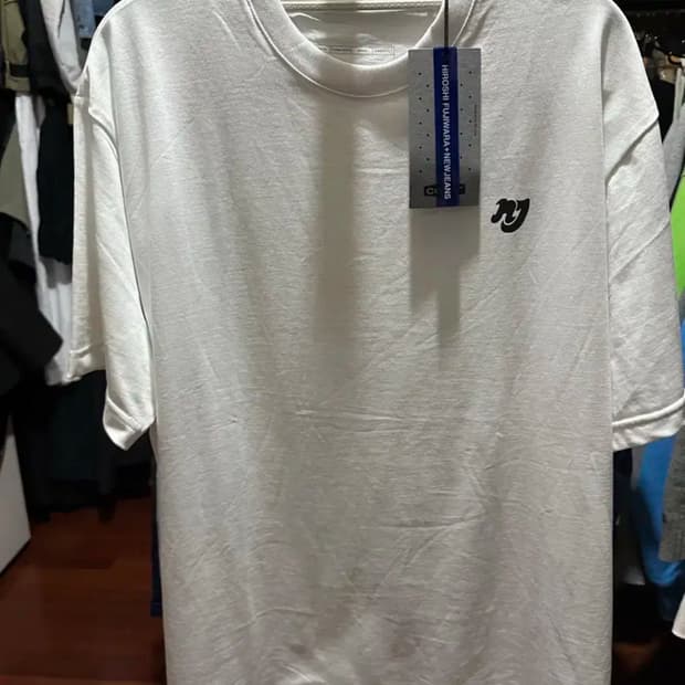뉴진스 x 무라카미 꼴레 흰색 티셔츠 L 새상품