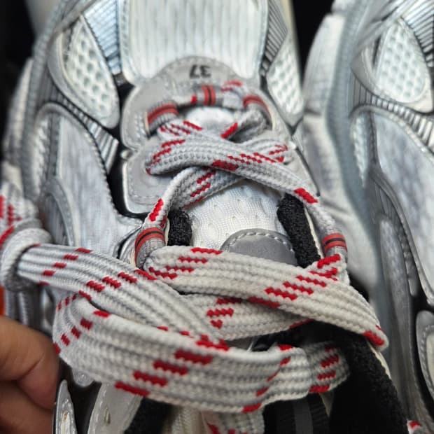 발렌시아가 트리플 