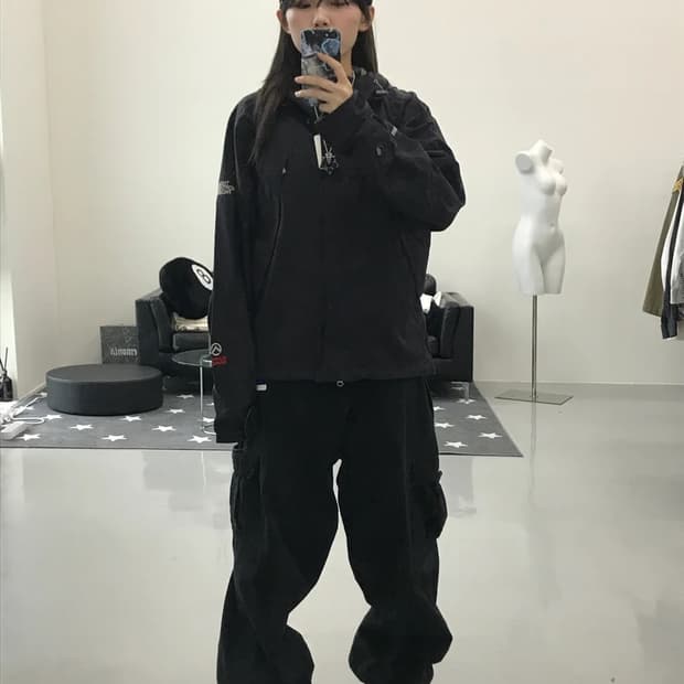 노스페이스 블랙 바람막이
