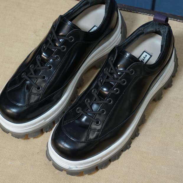 이티스 X Hm 레더 청키 스니커즈