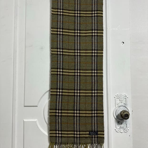 버버리 램스울 머플러