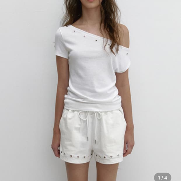 아수라 EYELET ONE SHOULDER T (IVORY)