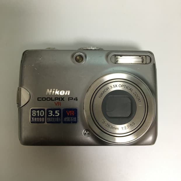 니콘 쿨픽스 coolpix p4 디카