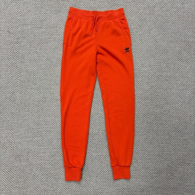 아디다스 조거팬츠 v1444