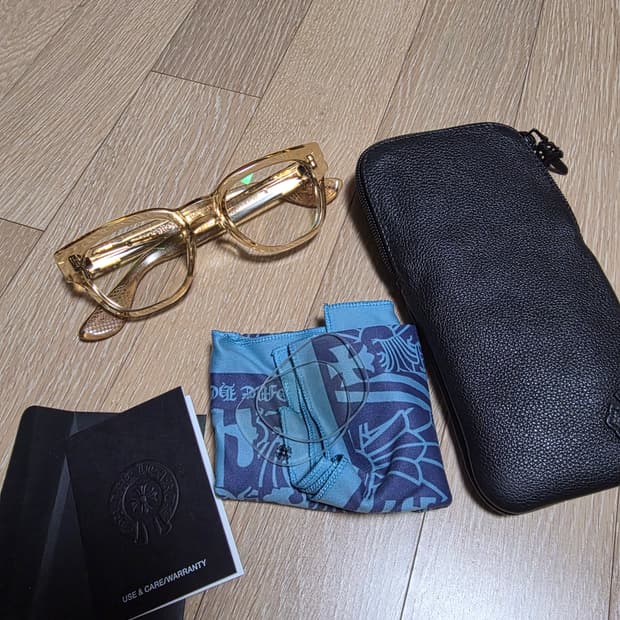 크롬하츠 컨볼루티드 멜로우 옐로우 크리스탈