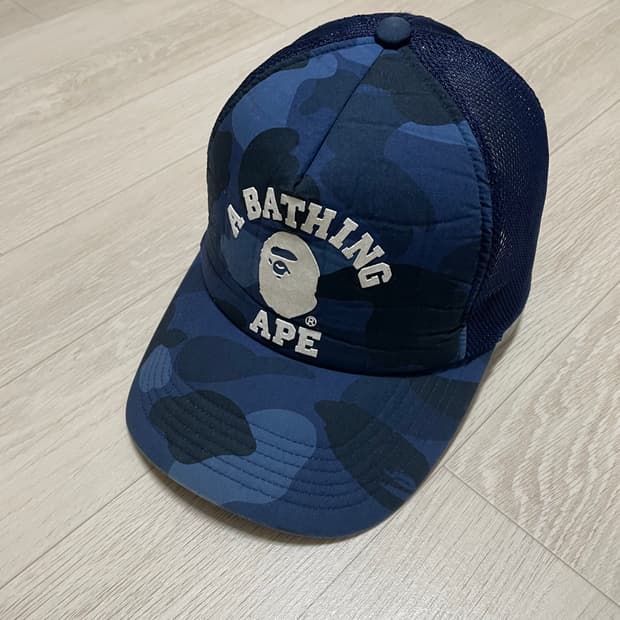 올드 베이프 컬리지 메쉬 캡