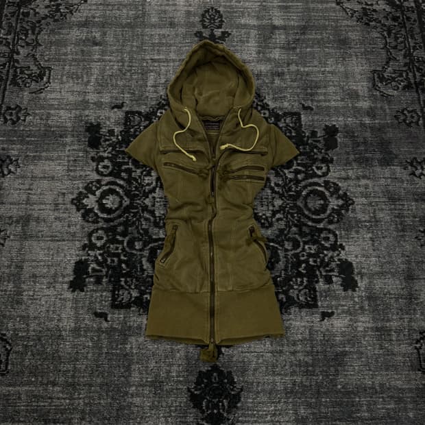 Heaven and earth 00s archive gimmick hoo