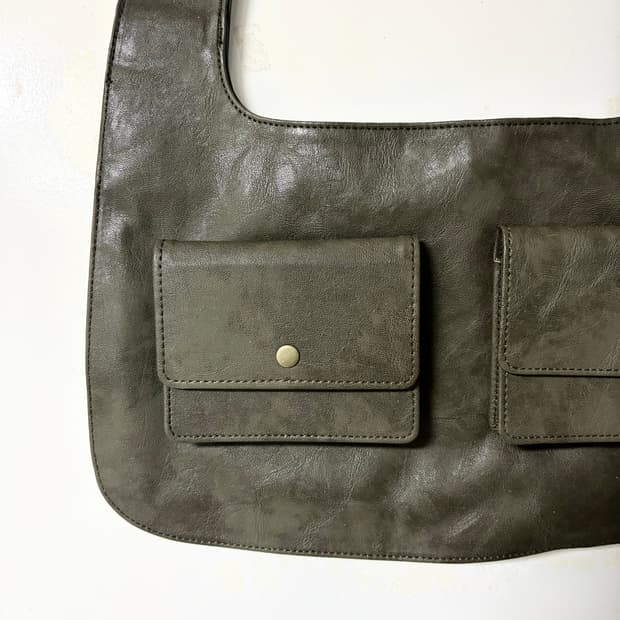 jijivisha 숄더백 카키