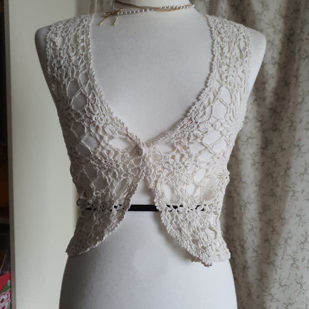 [모리걸] 아이보리색 크로셰 뜨개 조끼