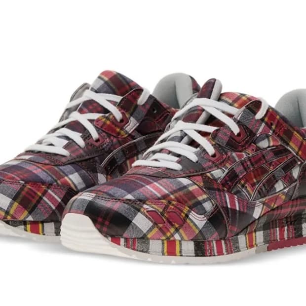 아식스 꼼데가르송 젤 라이트 스니커즈