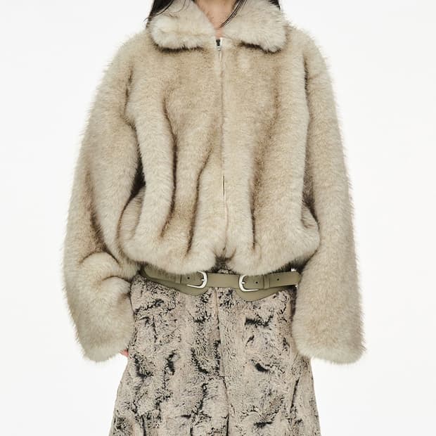 세릭 브러쉬드 퍼 자켓 베이지