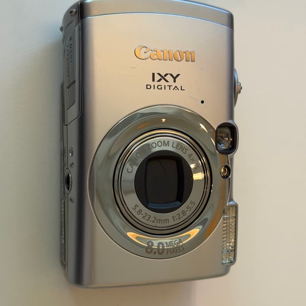 canon ixy 810is 토모토모 카메라