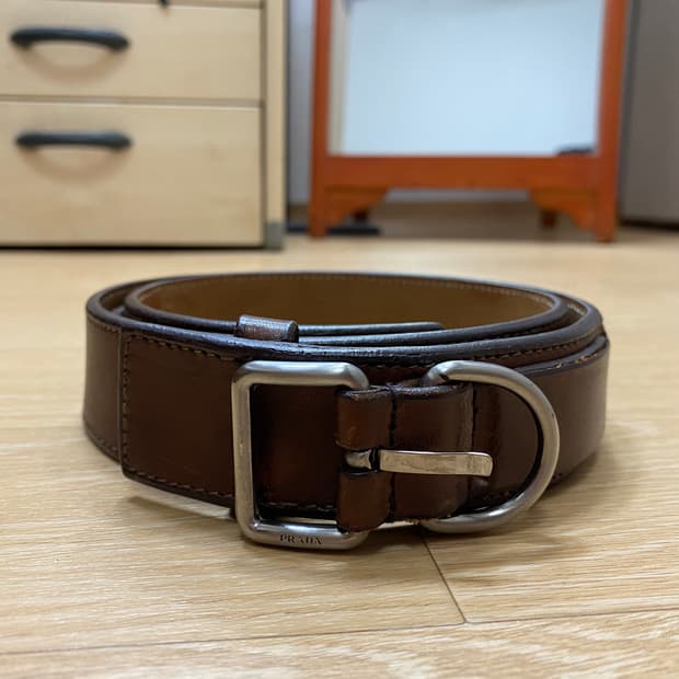 프라다 브라운 벨트 