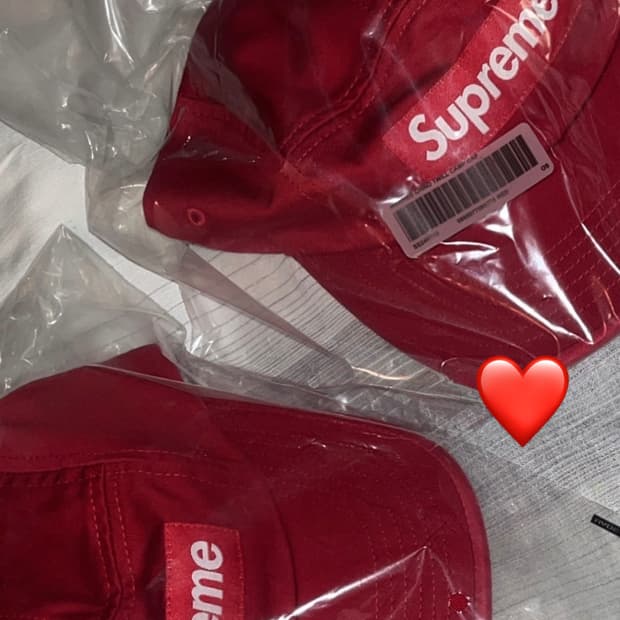 슈프림 워시드 치노 트윌 캠프캡 레드 - 24SS