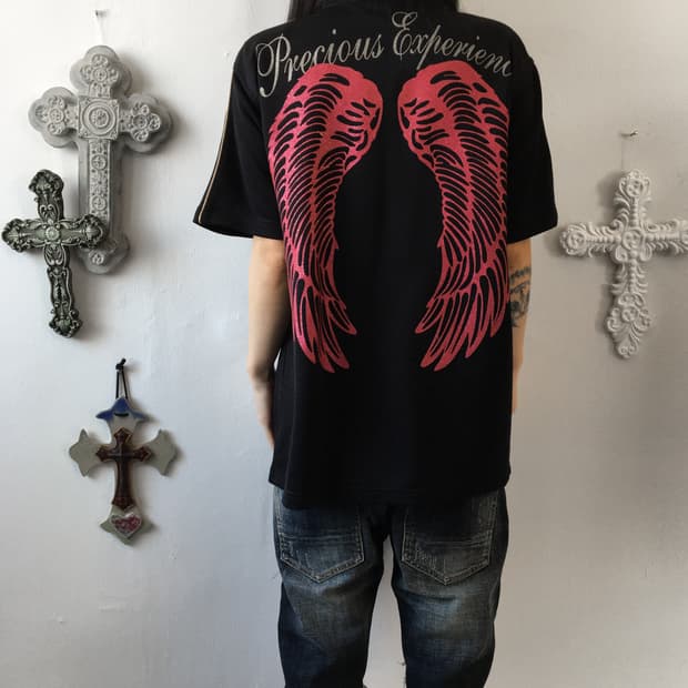 Back wing point track zip up