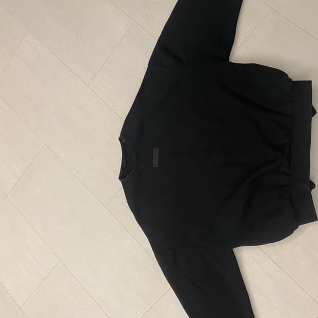 피오갓 에센셜 스웻셔츠 블랙, L