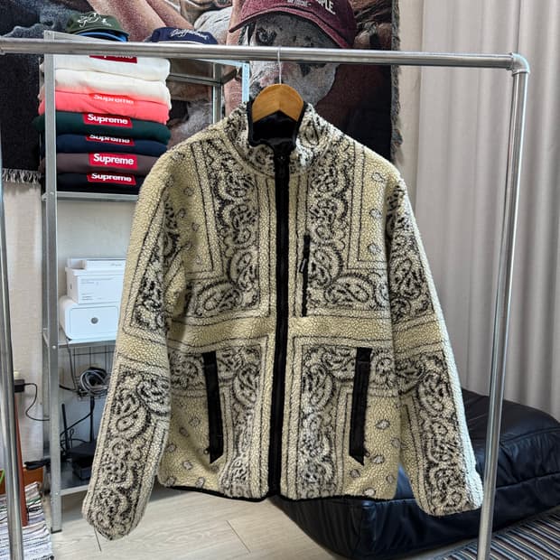 슈프림 반다나 리버시블 후리스