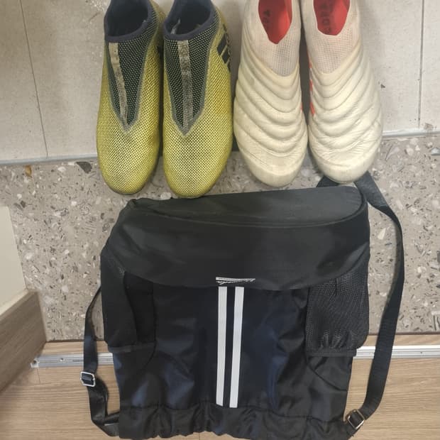 아디다스 축구화, 가방 일괄(아디다스

코파19+ x탱고)