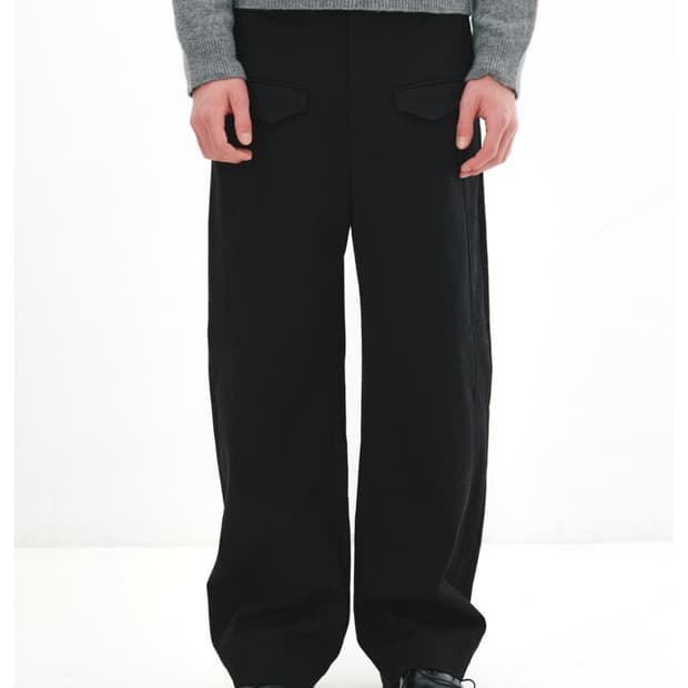 Aieul curved trousers black