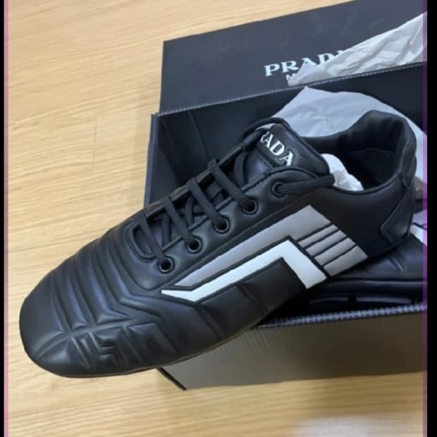 Prada 20fw Vitello Soft Leather Sneakers