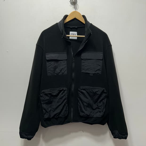 자라 후리스 집업 포켓 블랙 남성 M 